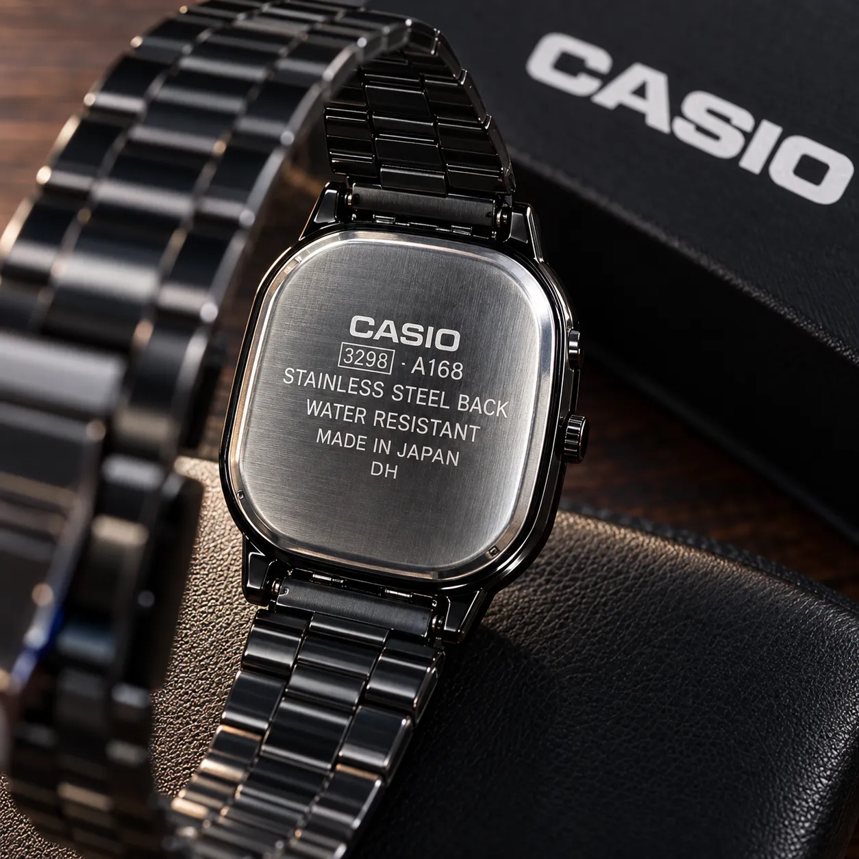 ساعة Casio Classic Square Quartz